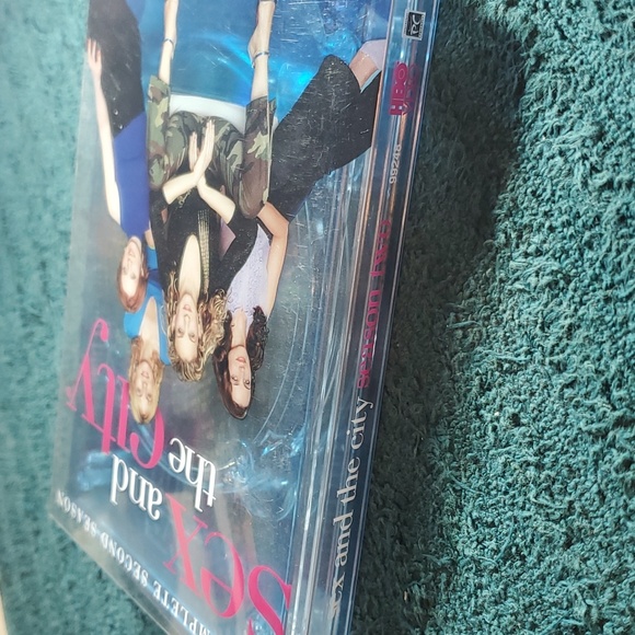 Sex And The city complete second season dvd - Picture 3 of 6